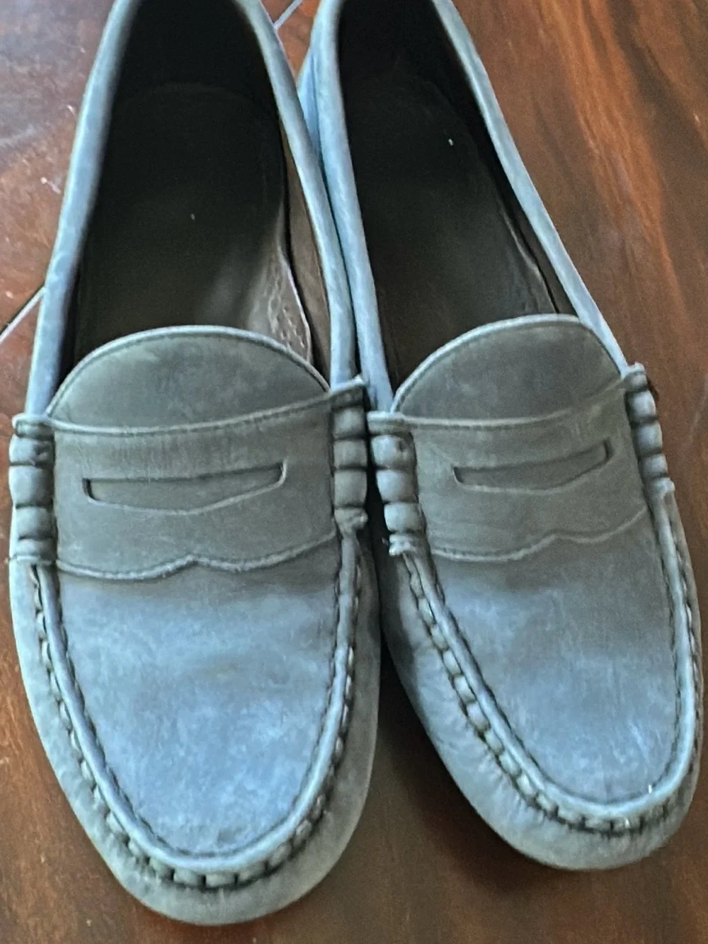 Allen Edmonds elegant suede